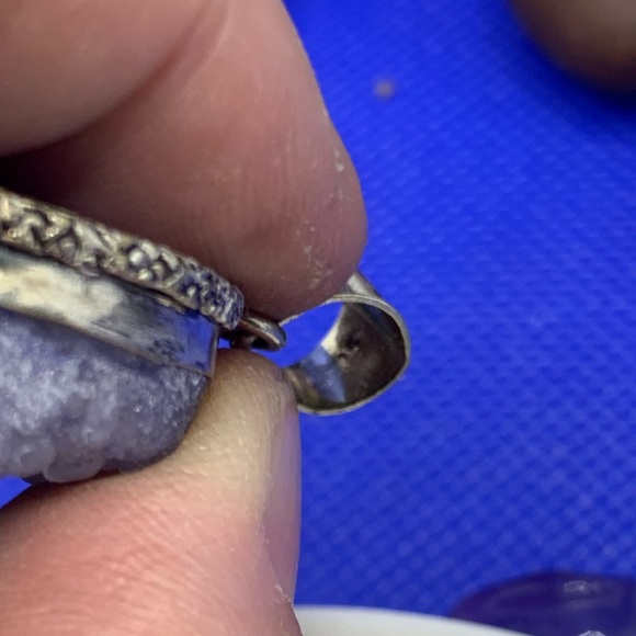 Small Lavender Quartz Crystal Druzy Pendant! .925 Sterling Silver Plated. - Picture 7 of 11